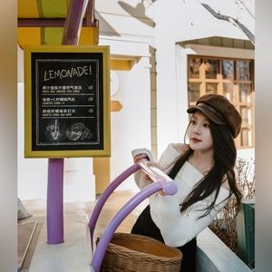 Meet your Posher, Xiaoqing